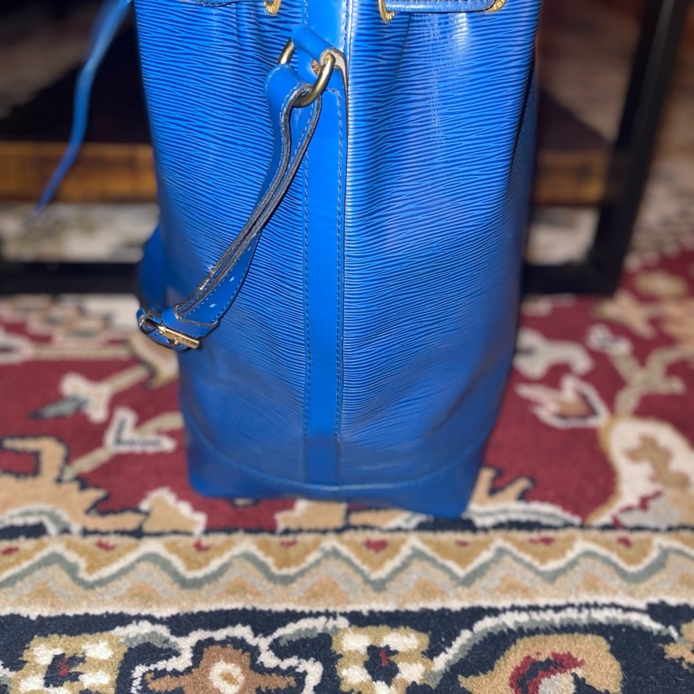 Louis Vuitton Epi Noe GM Blue - Picture 2 of 6